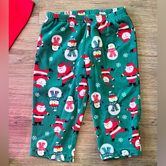Carter’s Santa Little Helper Pajamas, size 18m, red and green - Picture 4 of 5